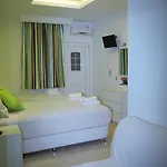 Apartahotel Ammos Glífa