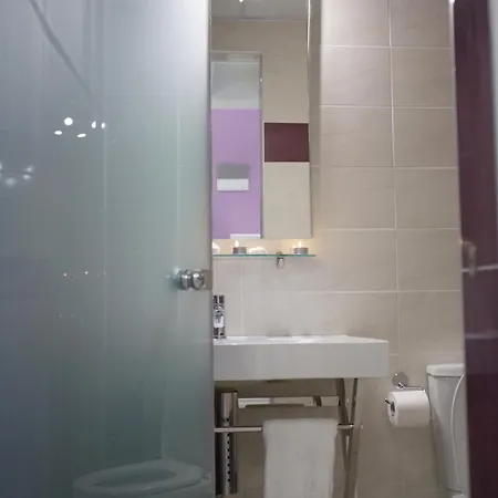 Ammos شقة فندقية 4*