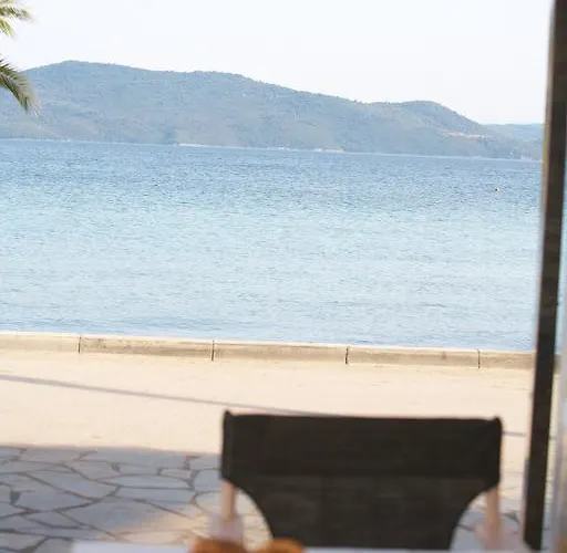 Aparthotel Ammos Beach Glifa (Stylida)